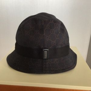 Gucci canvas hat